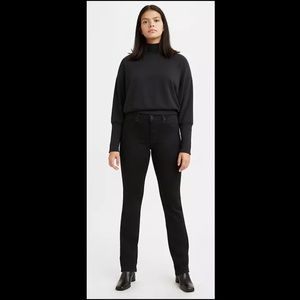Levi’s 314 Shaping Straight Black Jeans size 34